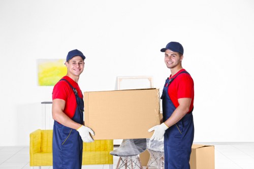 Moving van service for homes and flats in Southgate