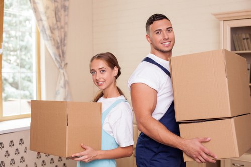 Local packing and unpacking service for Southgate homes and businesses